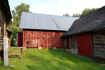 Фото номера Четырехместный номер с камином Дома для отпуска Rosma Mill Holiday House г. Пылва 9